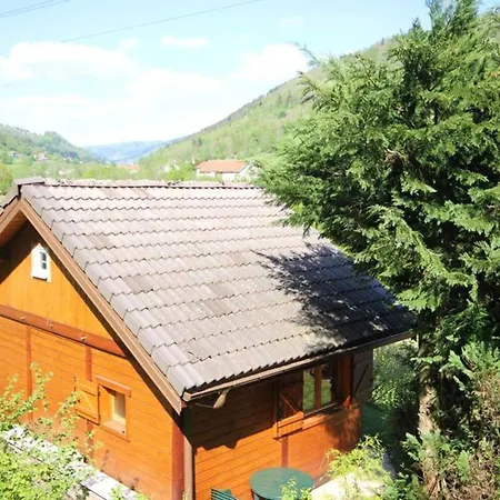 Chalet With One Bedroom In With Wonderful Mountain View And Enclosed Garden 12 Km From The Slopes Chalet